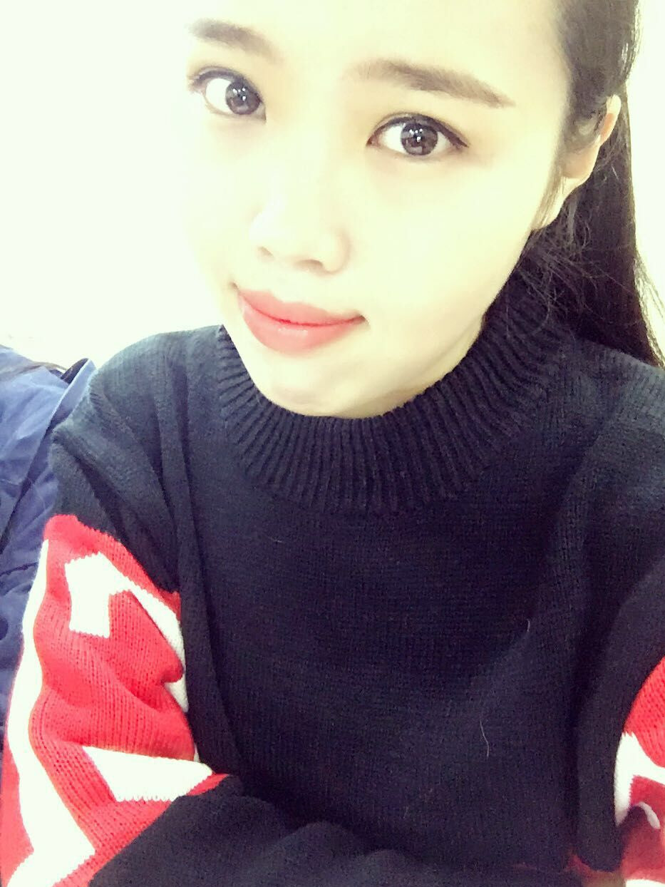 王若冰